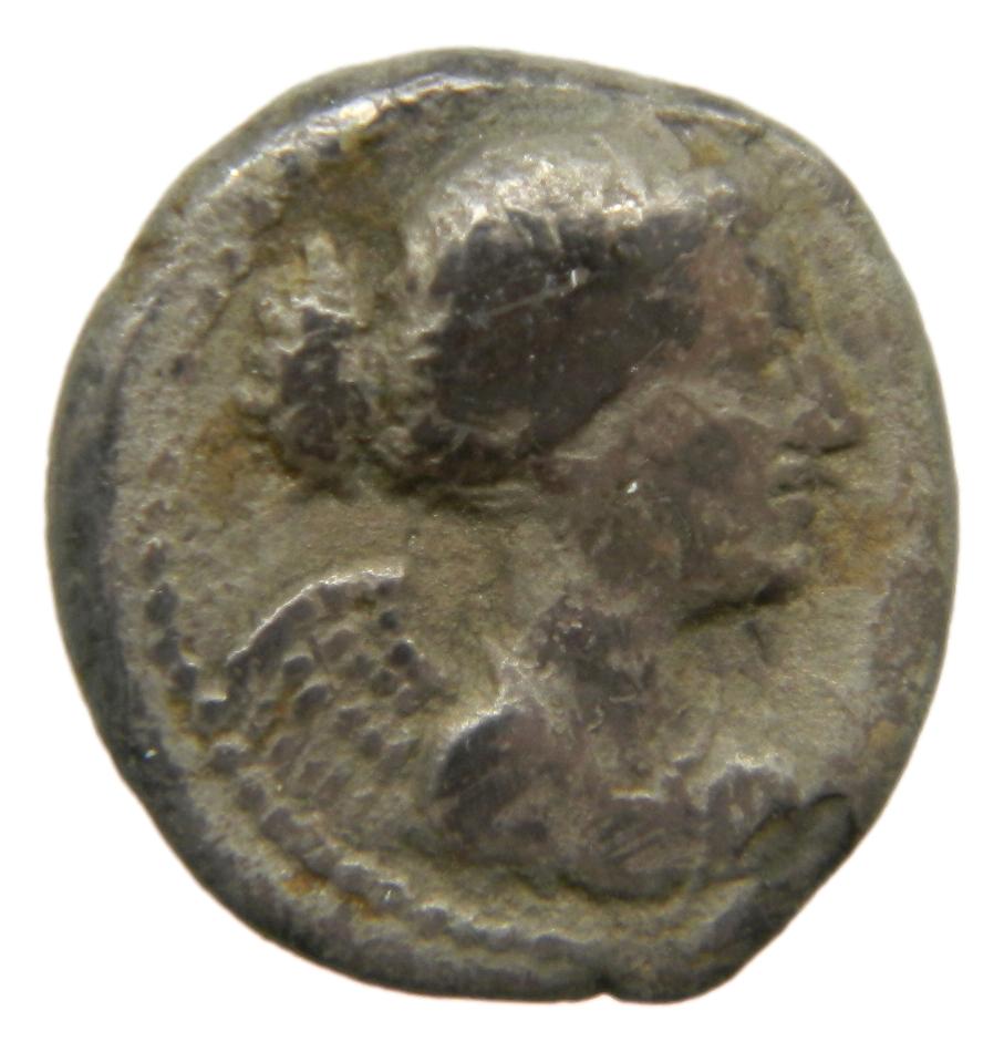 QUINARIO - FAMILIA TITIA - REPUBLICA ROMANA - 90 aC