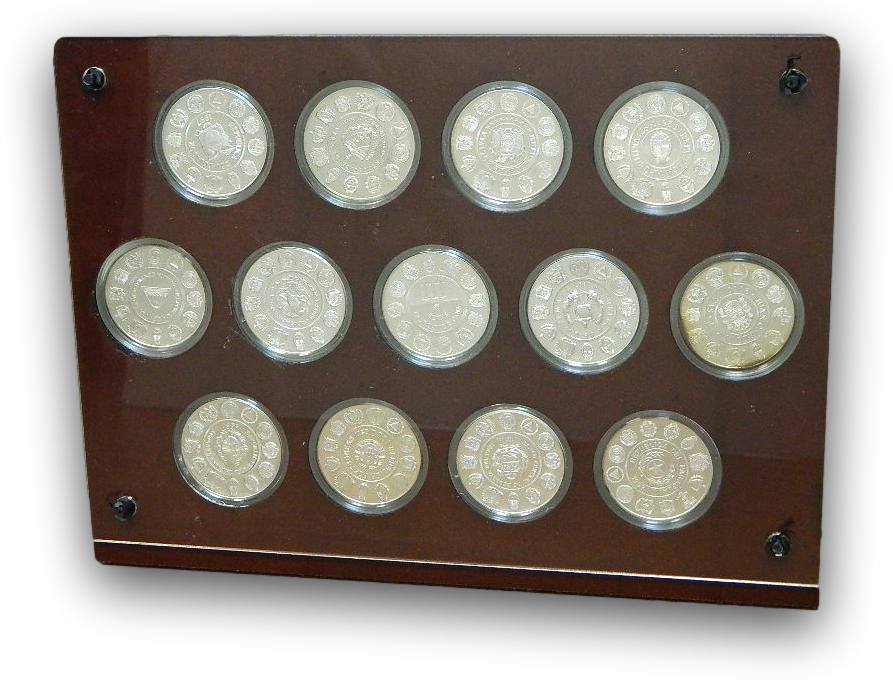 1997 - DANZAS Y TRAJES TIPICOS - III SERIE IBEROAMERICANA - PLATA 